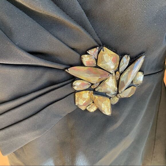 Tadashi Shoji Elegant Twist Front Jeweled Top, Sz. 14,‎ EUC - Picture 4 of 12